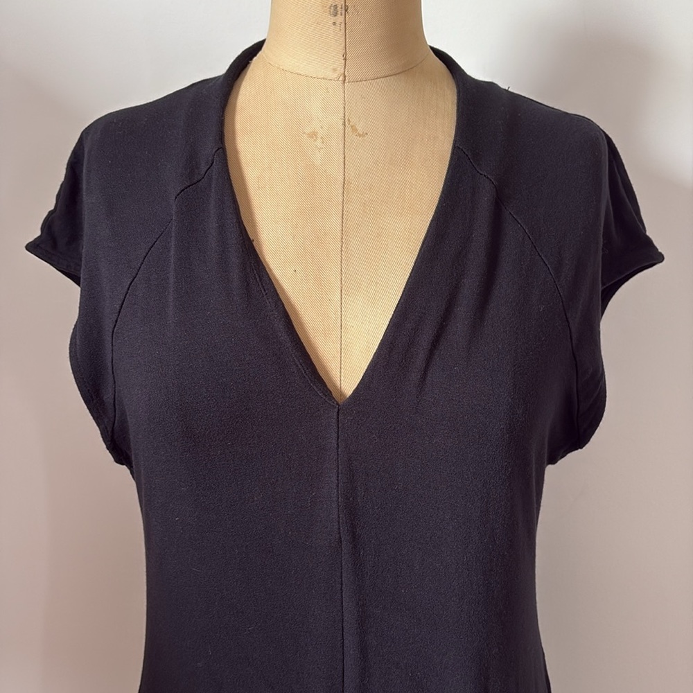 Lord & Taylor Dress Midi Elegant Black V-Neck Knit 6-8 - Picture 6 of 9
